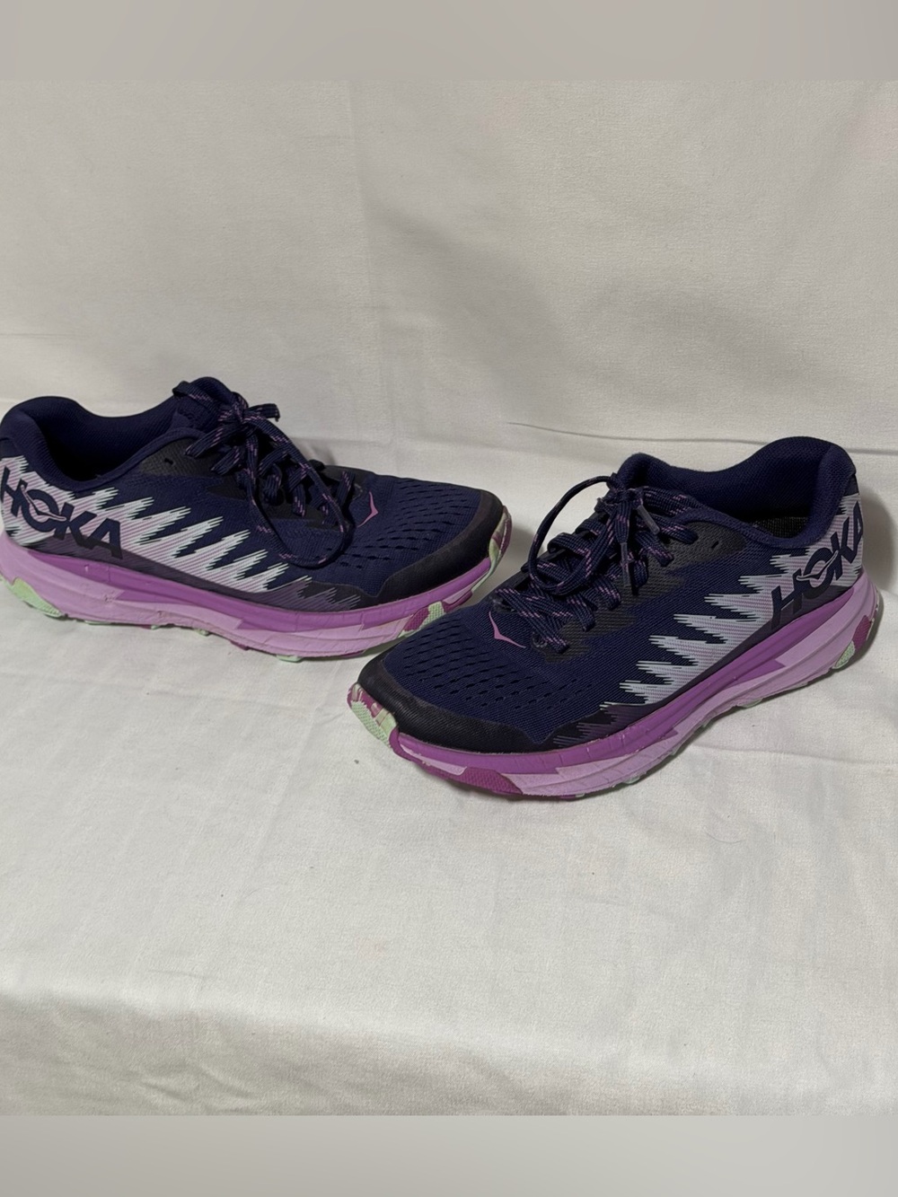 Hoka One One Women's Navy and Purple Running Sneakers size 6B